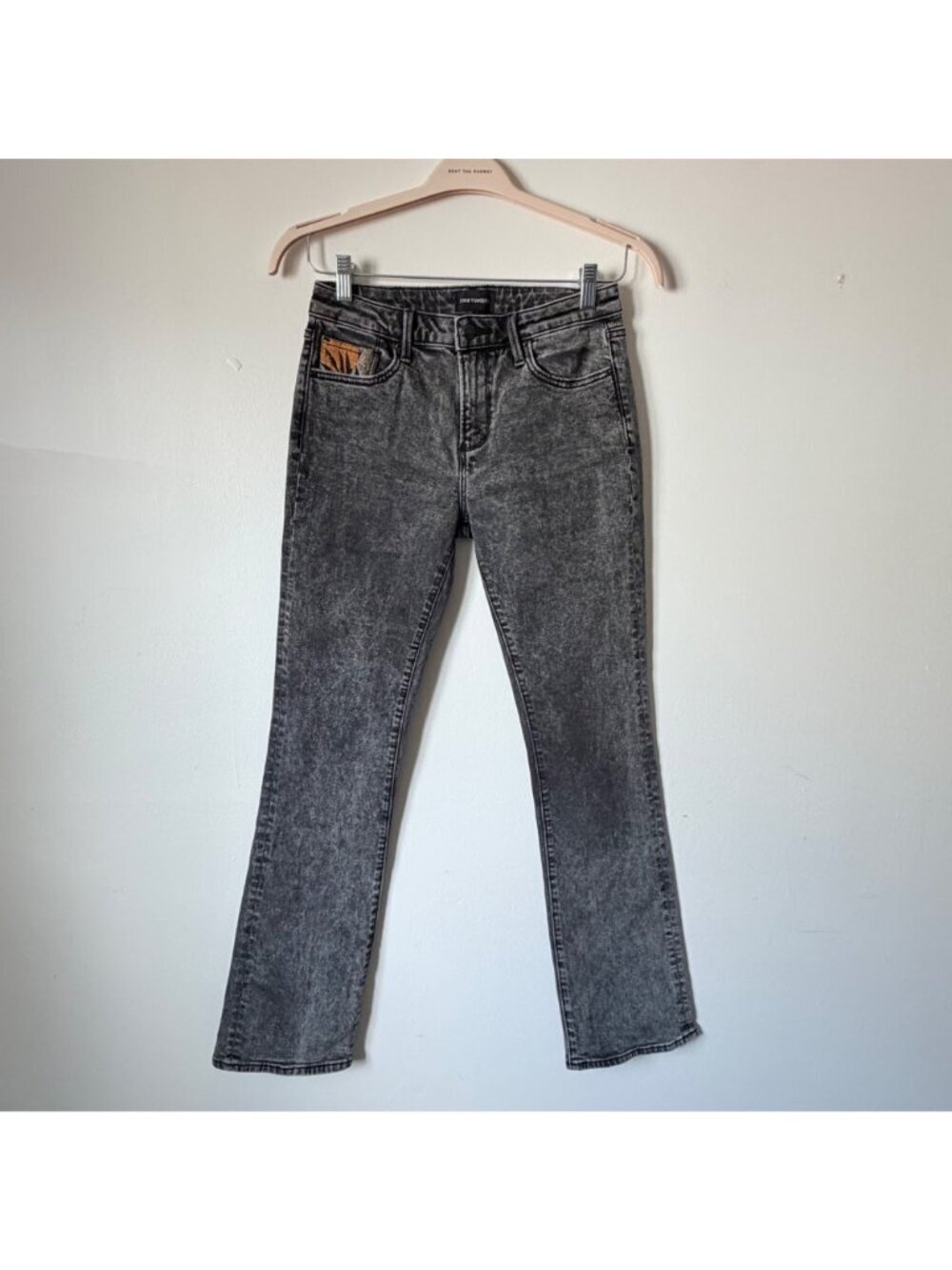 DRIFTWOOD Kelly Embroidered Dark Gray Acid Washed Denim Size 26 - Picture 3 of 6